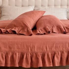 Cinnamon ruffled linen duvet cover