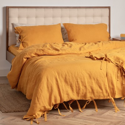 Mustard duvet cover and 2 pillowcases with ties