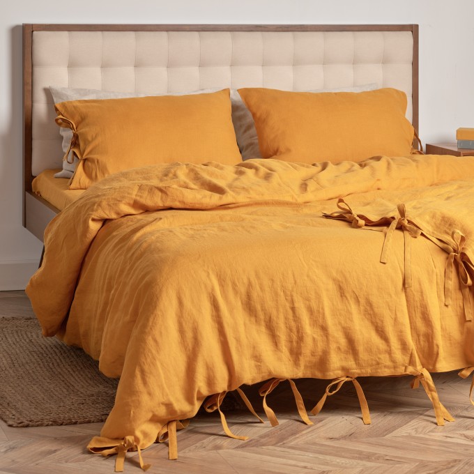 Mustard tie - detail linen duvet cover