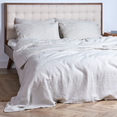 Natural duvet cover and 2 pillowcases with coconut buttons