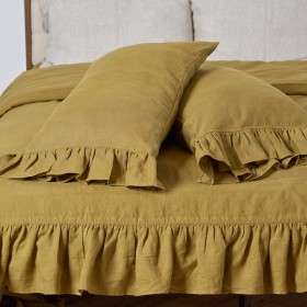 Moss green duvet cover and pillowcase set with ruffles