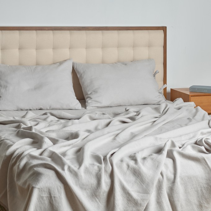 Light gray sheet set5 - flat and fitted sheets and 2 pillowcases 