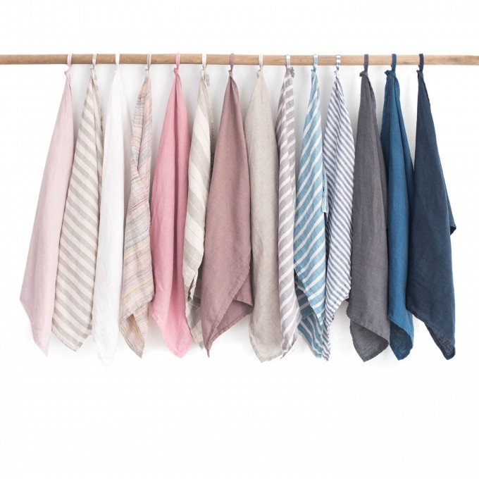 Linen tea towel in charcoal gray
