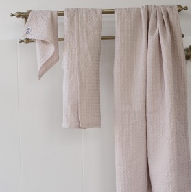 Blush pink waffle towel set