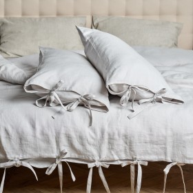 Light gray linen duvet cover with ties