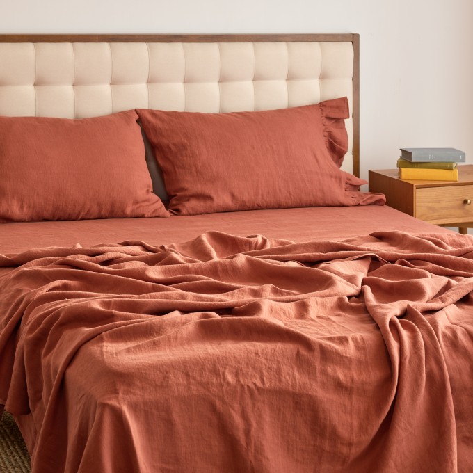 Cinnamon linen sheets with 2 pillowcases