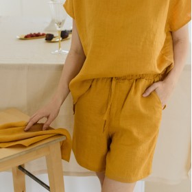 Mustard side pockets drawstring shorts Terra Mustard side pockets drawstring shorts Terra