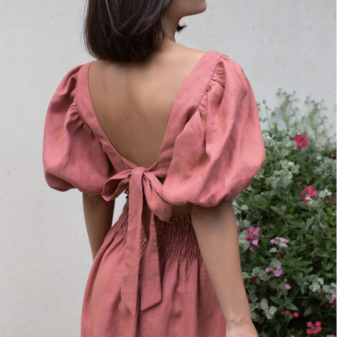 Guava tie back top Una with puff sleeve